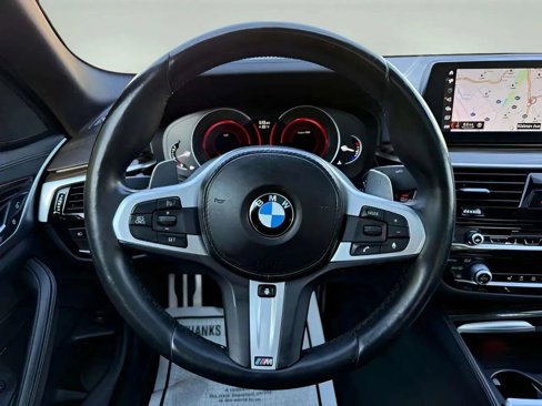 Used 2018 BMW 540i xDrive image 15