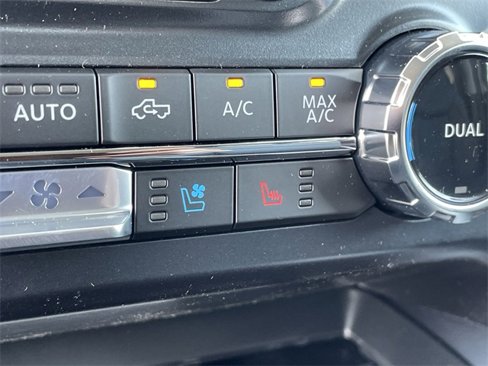 New 2025 Ford F250 Lariat w/ Lariat Ultimate Package image 24