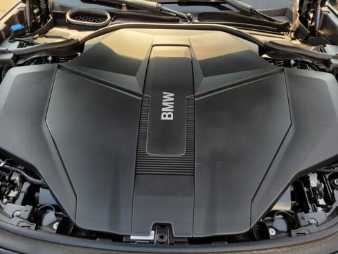 New 2026 BMW i7 eDrive50 w/ Premium Package image 13