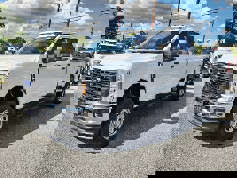 New 2026 Ford F350 XL image 2