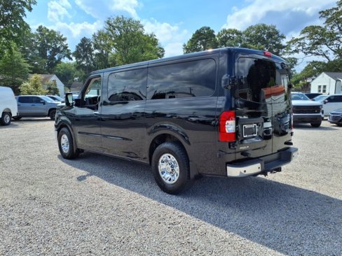 Used 2018 Nissan NV 3500 SL image 5