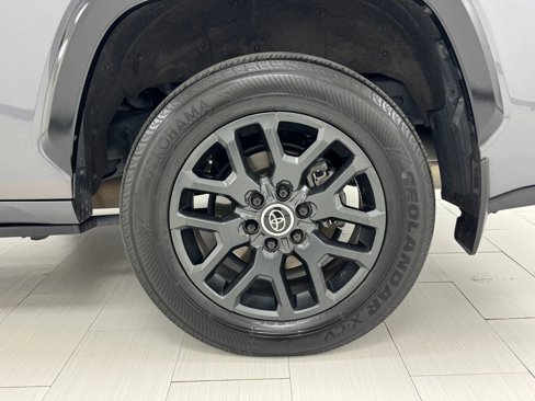 Used 2024 Toyota Sequoia Platinum image 44