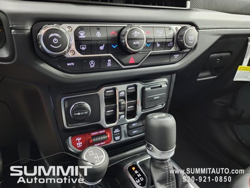 New 2025 Jeep Wrangler Unlimited Rubicon image 11