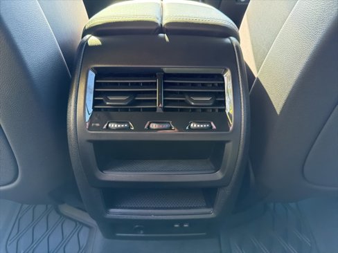 Used 2026 BMW X5 xDrive40i w/ M Sport Package image 27