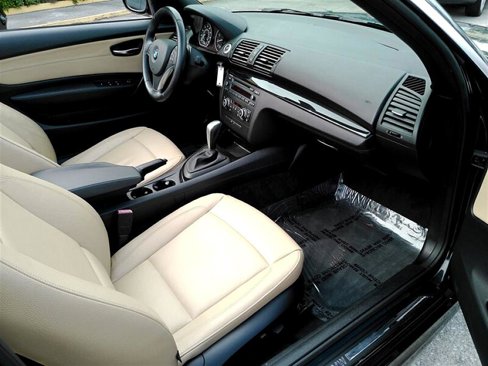 Used 2010 BMW 135i Convertible image 11