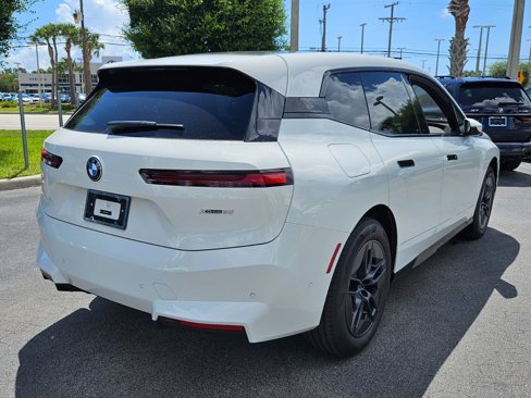 New 2026 BMW iX xDrive60 w/ Premium Package image 5