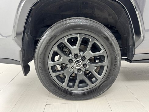 Used 2024 Toyota Sequoia Platinum image 45