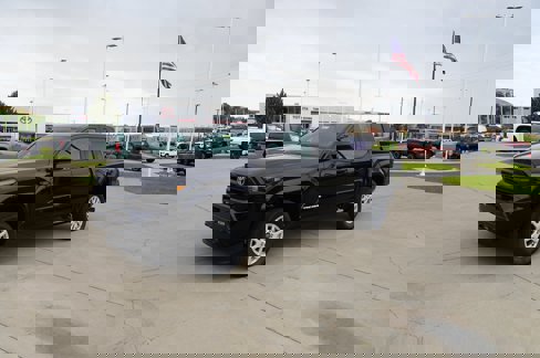 New 2025 Toyota Tacoma SR5 image 4