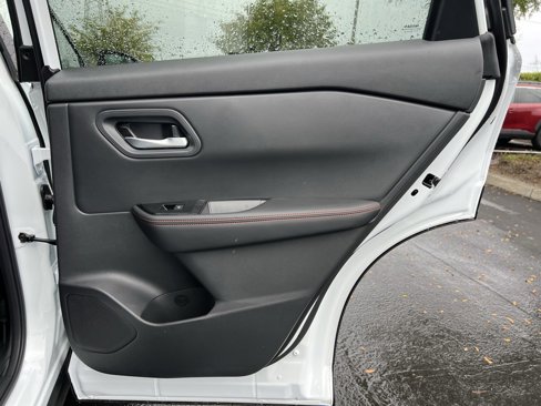 New 2026 Nissan Rogue SV image 27