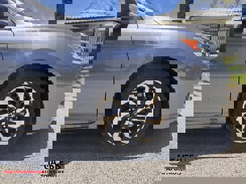 Used 2017 Honda Accord EX-L image 12