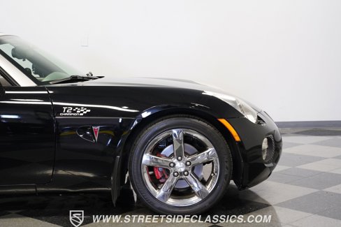 Used 2007 Pontiac Solstice GXP w/ Premium Package image 30