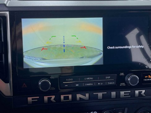 Used 2025 Nissan Frontier SV w/ SV Convenience Package image 11