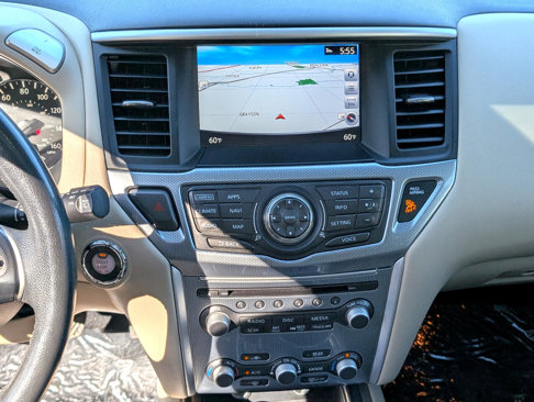 Used 2017 Nissan Pathfinder SL w/ SL Premium Package image 31