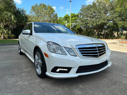 Used 2011 Mercedes-Benz E 550 Sedan image 11