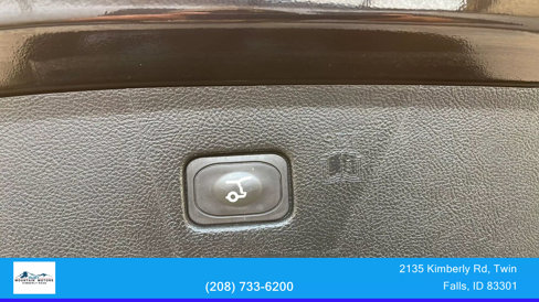 Used 2022 Ford Edge ST-Line w/ Cold Weather Package image 45