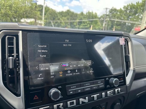 Used 2025 Nissan Frontier SV w/ SV Convenience Package image 20
