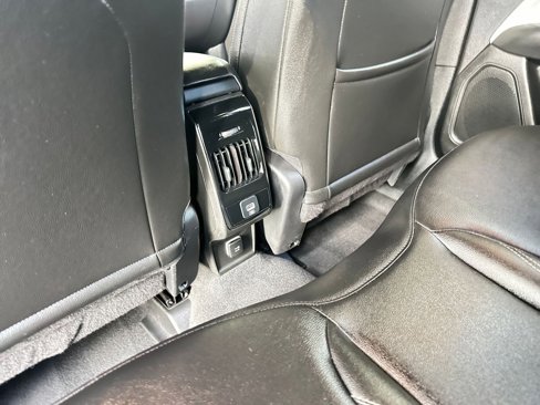 Used 2025 Jeep Compass Limited image 30