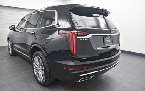 Used 2024 Cadillac XT6 Premium Luxury w/ Technology Package image 5