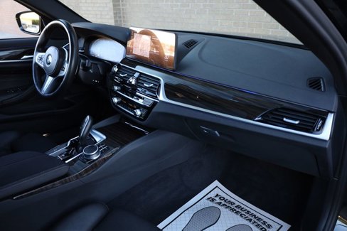Used 2022 BMW 540i w/ M Sport Package image 31
