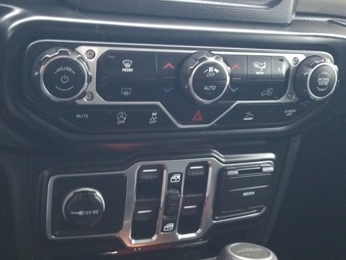 Used 2021 Jeep Gladiator Sport image 12