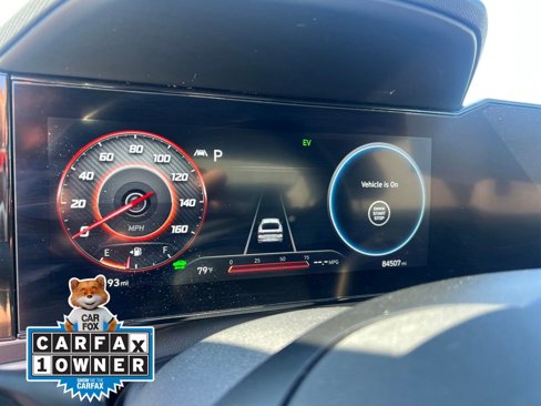 Used 2022 Hyundai Elantra Limited image 19