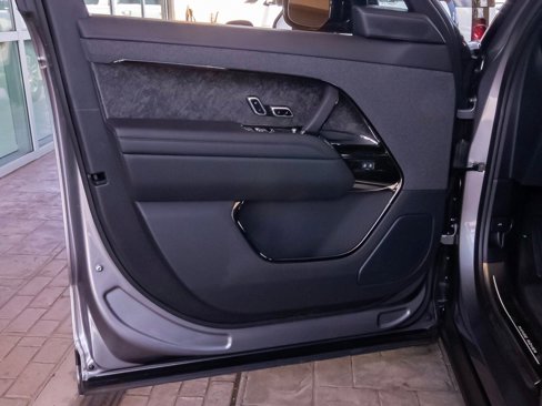 New 2025 Land Rover Range Rover Sport Dynamic SE image 32