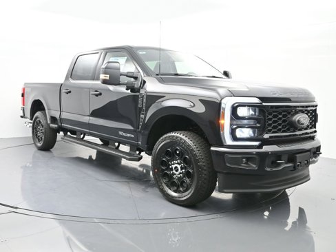 New 2026 Ford F250 Lariat image 4