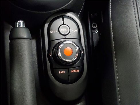 Used 2019 MINI Cooper S w/ Signature Upholstery Package image 24
