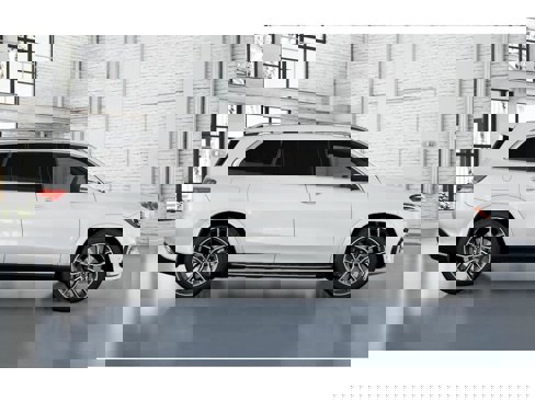 New 2026 Mercedes-Benz GLS 580 4MATIC image 2