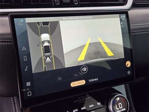 Certified 2024 Jaguar F-PACE R-Dynamic S image 25