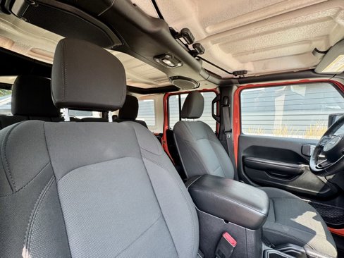 Used 2018 Jeep Wrangler Unlimited Sport S image 18