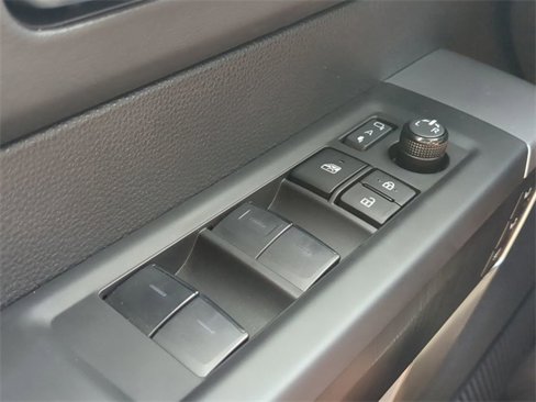 Used 2024 Toyota Tundra Platinum image 11