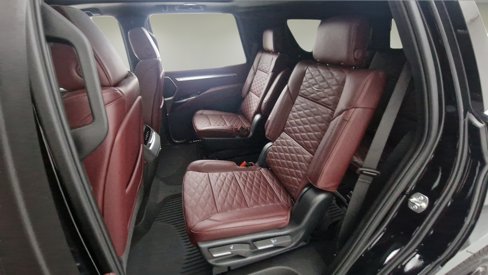 New 2025 Cadillac Escalade Premium Luxury w/ Touring Package image 28