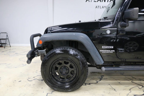 Used 2014 Jeep Wrangler Unlimited Sport image 4