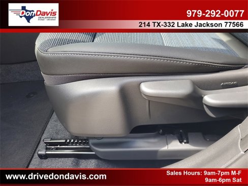 New 2025 Buick Envista Preferred w/ Convenience II Package image 15
