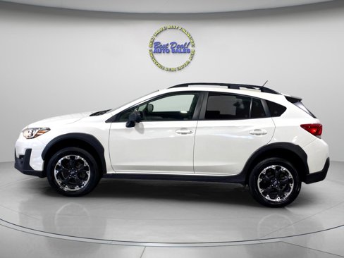 Used 2023 Subaru Crosstrek 2.0i image 2