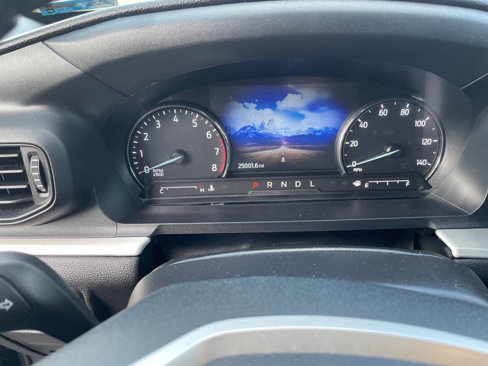 Used 2021 Ford Explorer XLT image 7