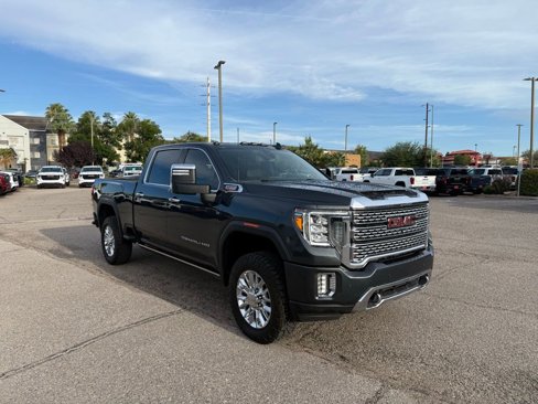 Used 2022 GMC Sierra 2500 Denali image 3