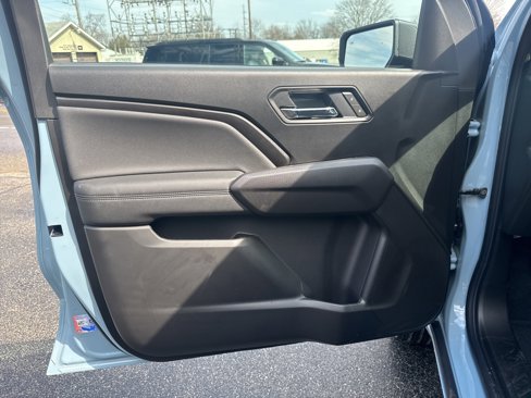 New 2025 Chevrolet Colorado LT w/ LT Convenience Package image 14
