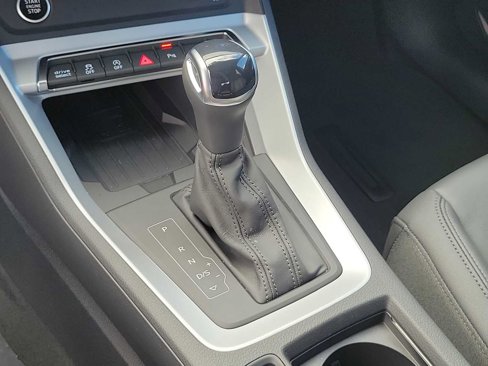 New 2025 Audi Q3 2.0T Premium image 25