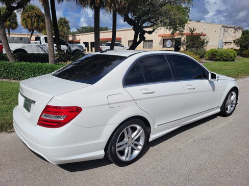 Used 2014 Mercedes-Benz C 250 Sedan image 9