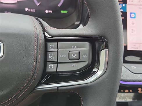 New 2025 Jeep Wagoneer Limited image 19