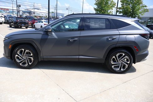 New 2025 Hyundai Tucson Limited image 8