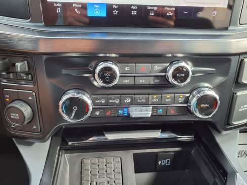 New 2025 Ford F250 Lariat image 20
