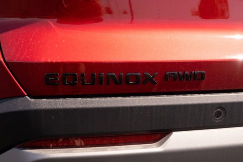 New 2026 Chevrolet Equinox LT w/ Convenience Package II image 11