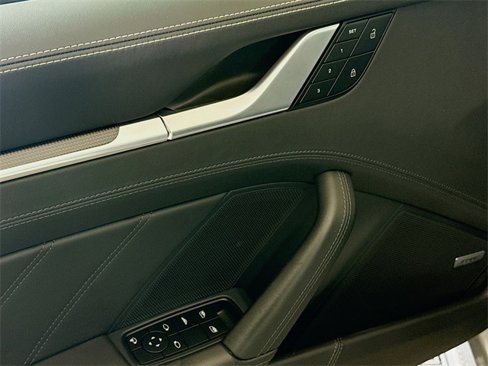 Certified 2022 Porsche 911 Turbo S image 15