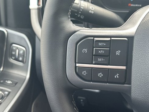 New 2025 Ford F250 Lariat w/ Black Appearance Package image 24