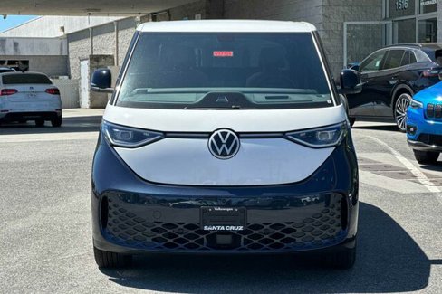 New 2025 Volkswagen ID. Buzz Pro S Plus image 9