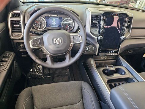 New 2026 RAM 1500 4x4 Crew Cab image 14