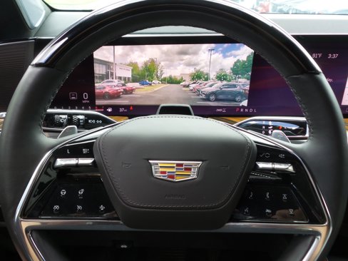 Used 2025 Cadillac Escalade Sport Platinum image 10